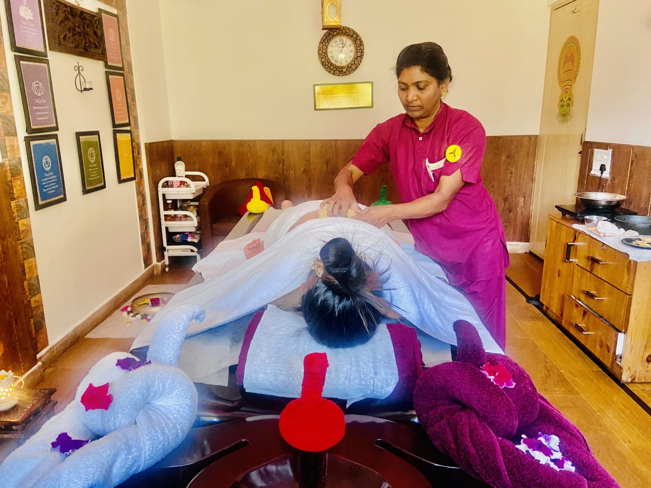 Kati Vasti Ayurveda Treatment at Best Retreat in Rishikesh - Veda5