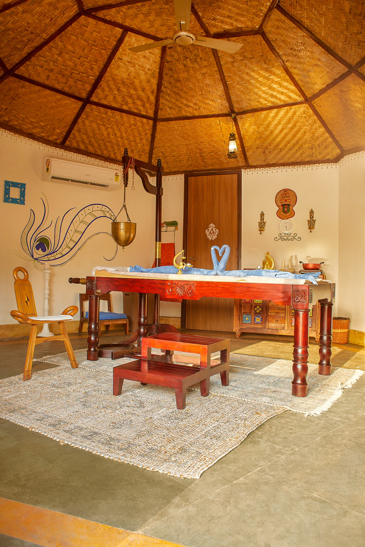 Ayurveda Panchakarma Clinic Treatments - Best Wellness Retreat in Goa Kerala Rishikesh - Veda5 Wellness